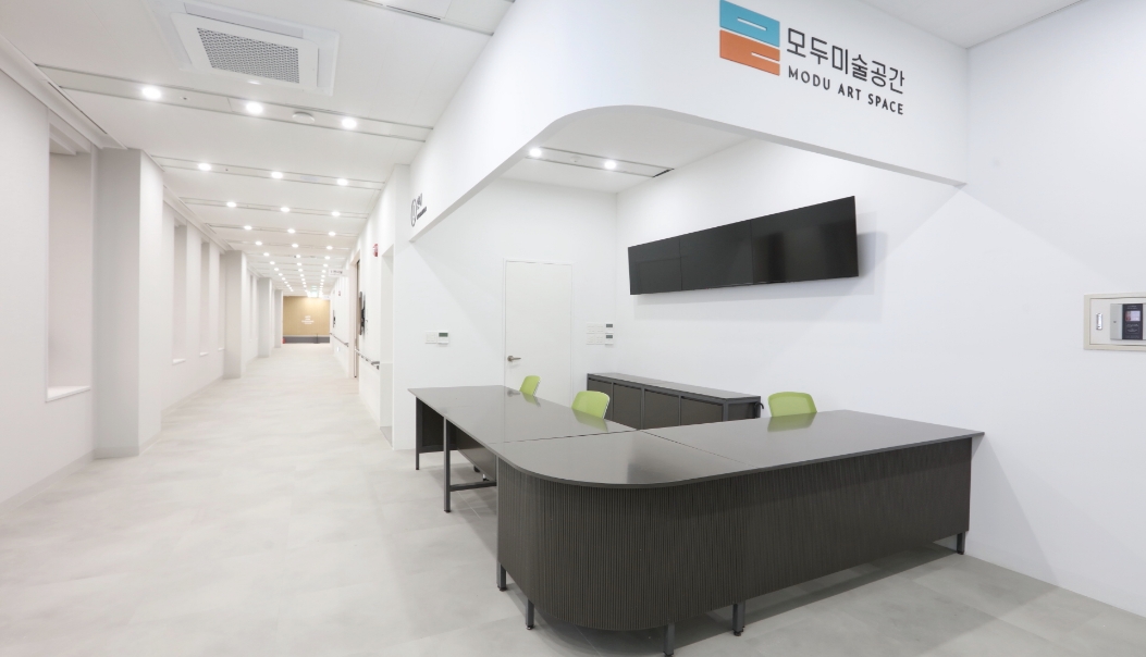 안내 데스크 사진